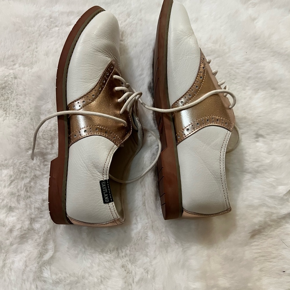 Eastland Saddle Oxford shoes